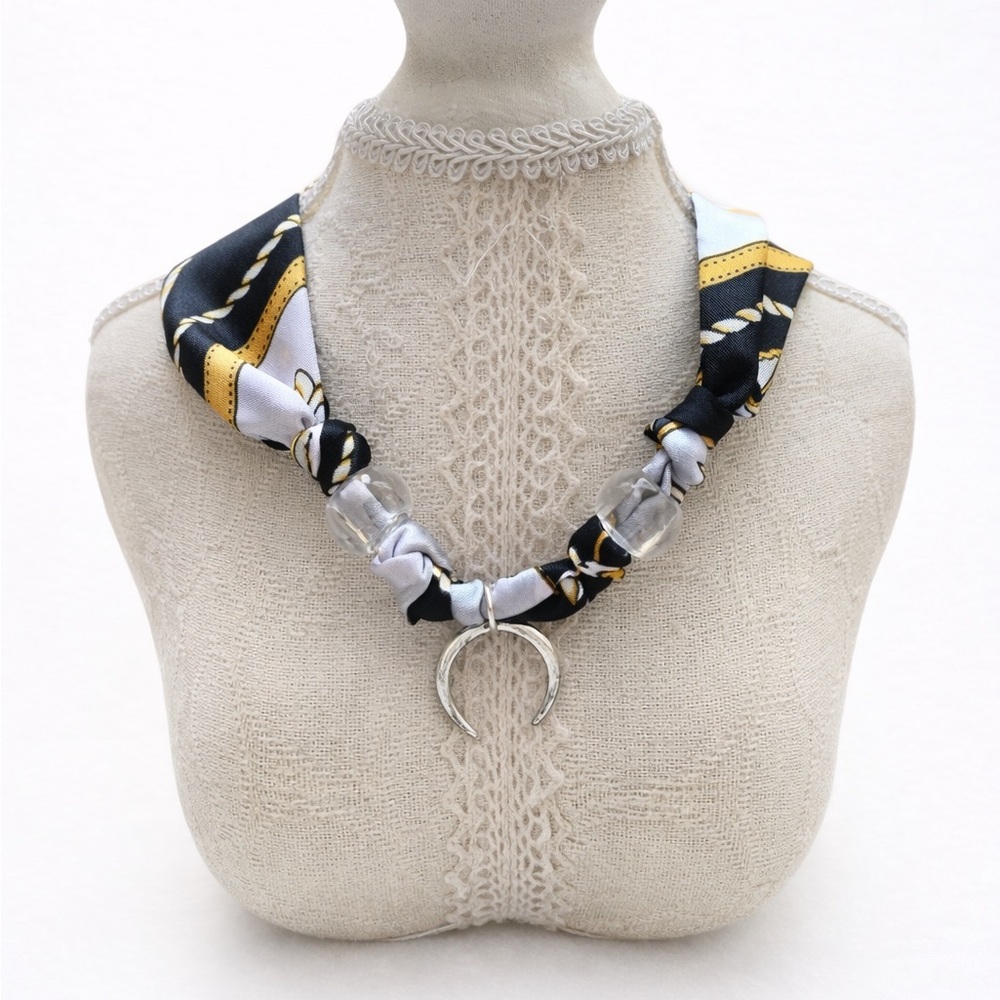 Black and Gold‎ Elegant Necklace